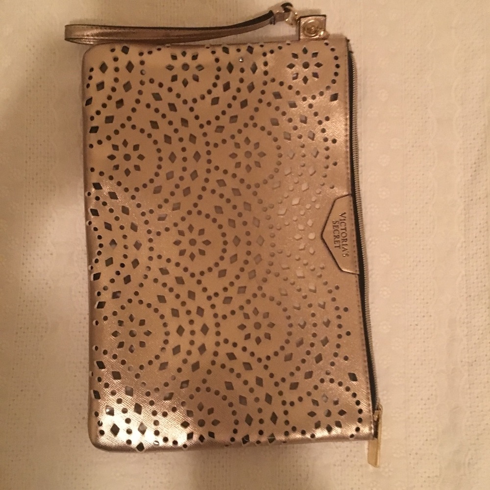 VICTORIA’S SECRET MAKEUP BAG